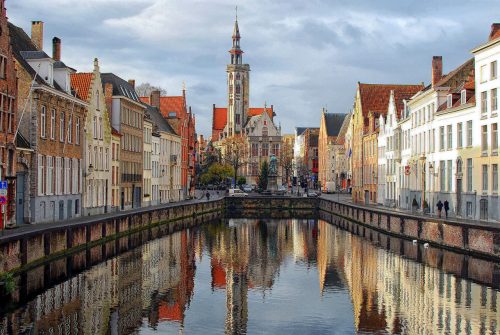 Strip dancers in Belgium